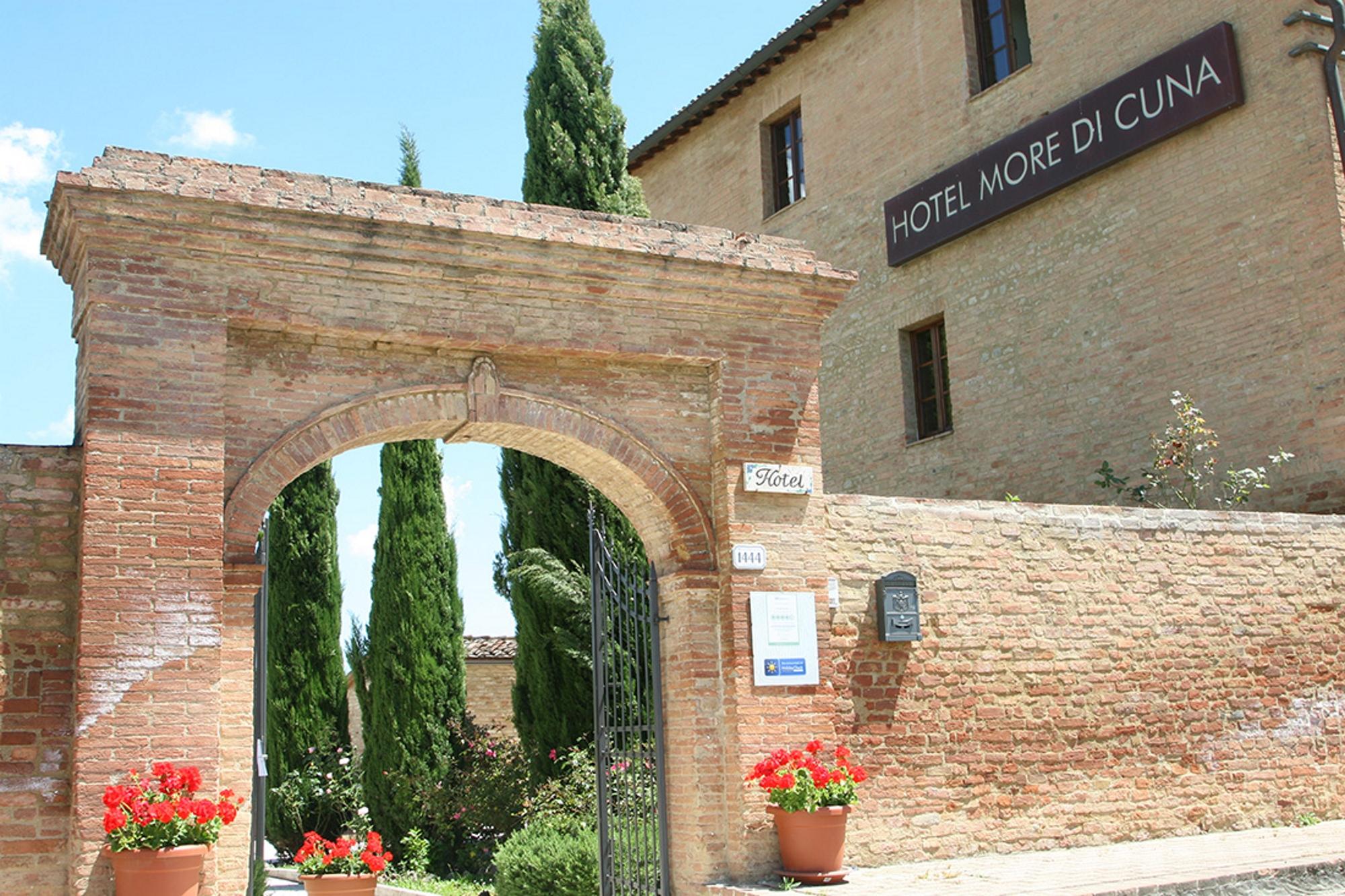Hotel More Di Cuna Monteroni d'Arbia Ngoại thất bức ảnh