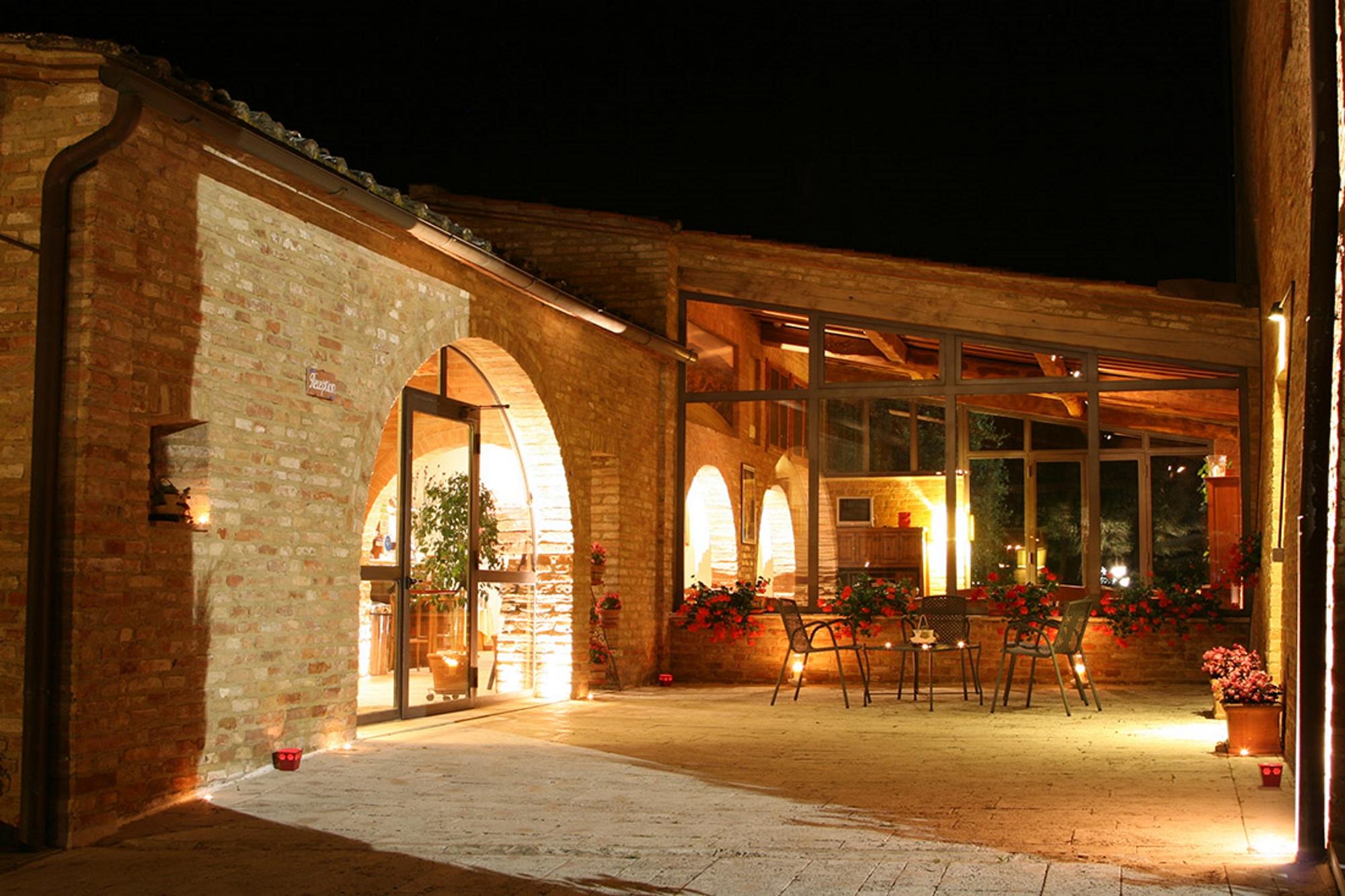 Hotel More Di Cuna Monteroni d'Arbia Ngoại thất bức ảnh