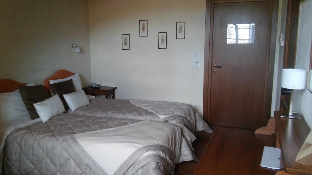 Hotel More Di Cuna Monteroni d'Arbia Ngoại thất bức ảnh